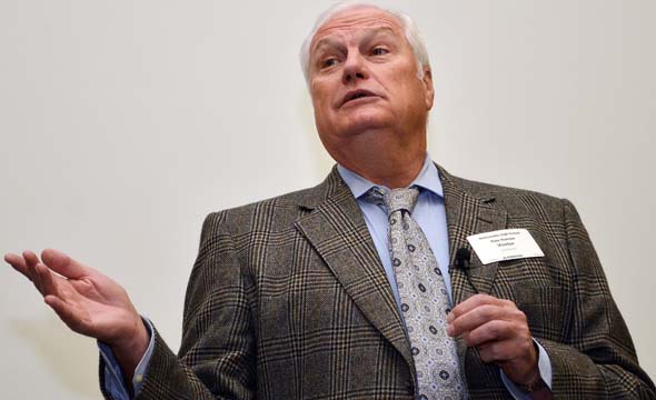 WFAA sportscaster Dale Hansen shares experiences with young journalists