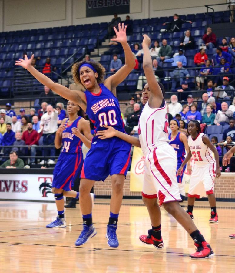 Photos: Girls Varsity Basketball vs Cedar Hill 