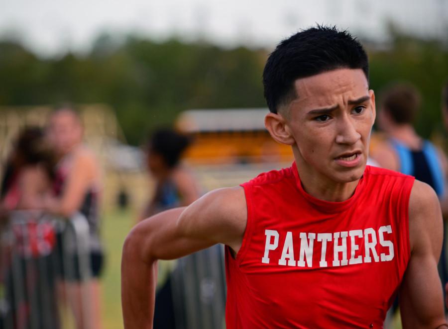 Photos%3A+Cross+Country+competes+in+Irving+meet