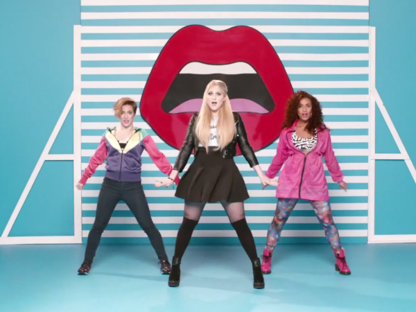 A screenshot of Meghan Trainors music video Lips Are Moving. 