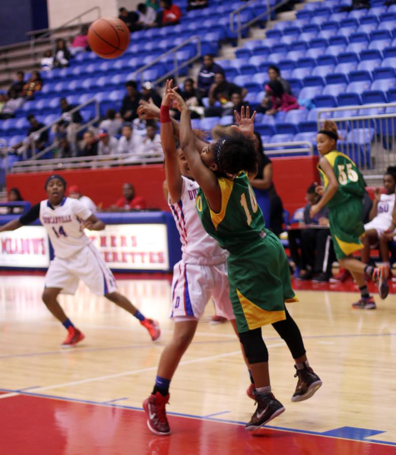 Photos: JV Basketball Girls vs. DeSoto