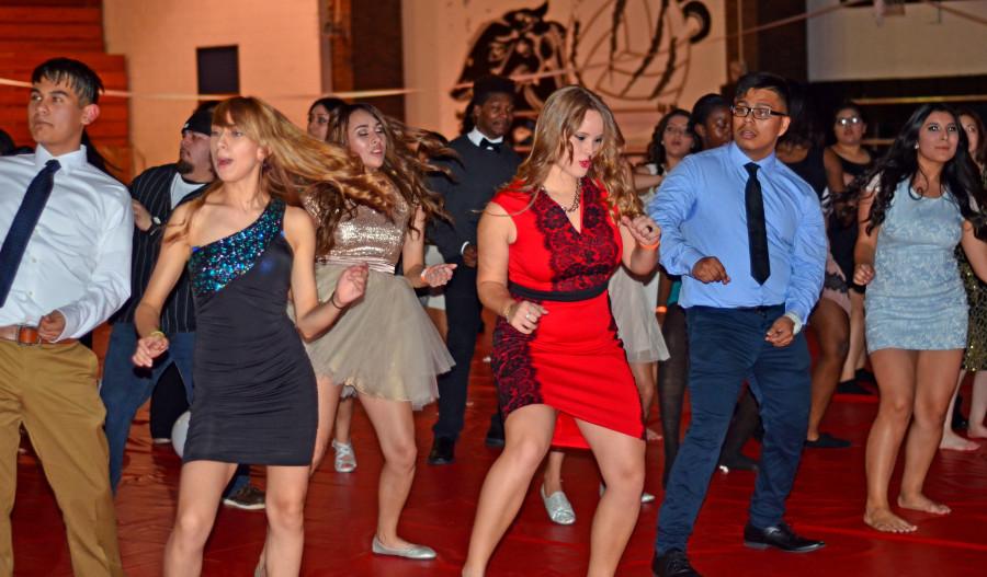 Student council successfully hosts winter formal