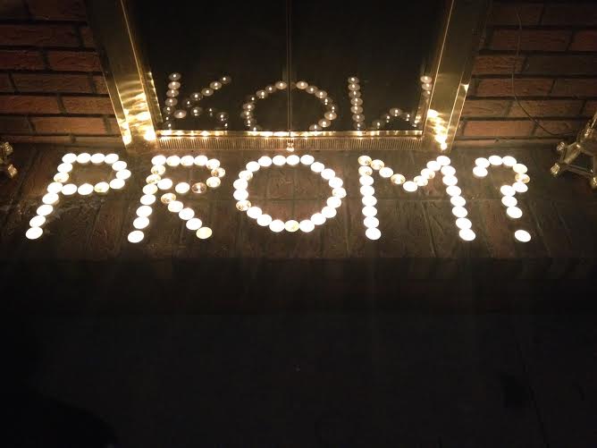 Poll%3A+Are+promposals+important%3F