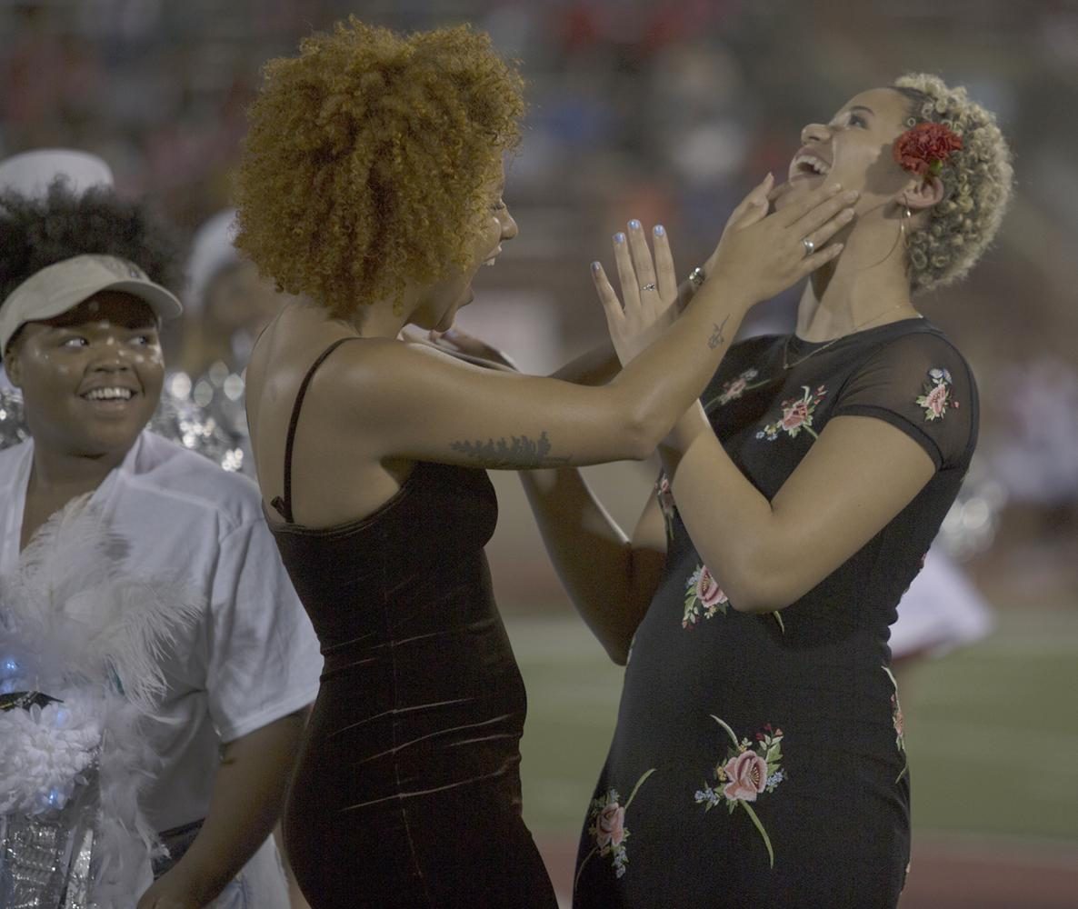 Kayle Bowens and her sister react to her being named 2017 Homecoming Queen. Brenda Arana photo. 
