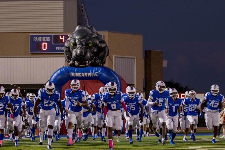 Duncanville Continues to Roll after 48-0 Victory Against W.T. White